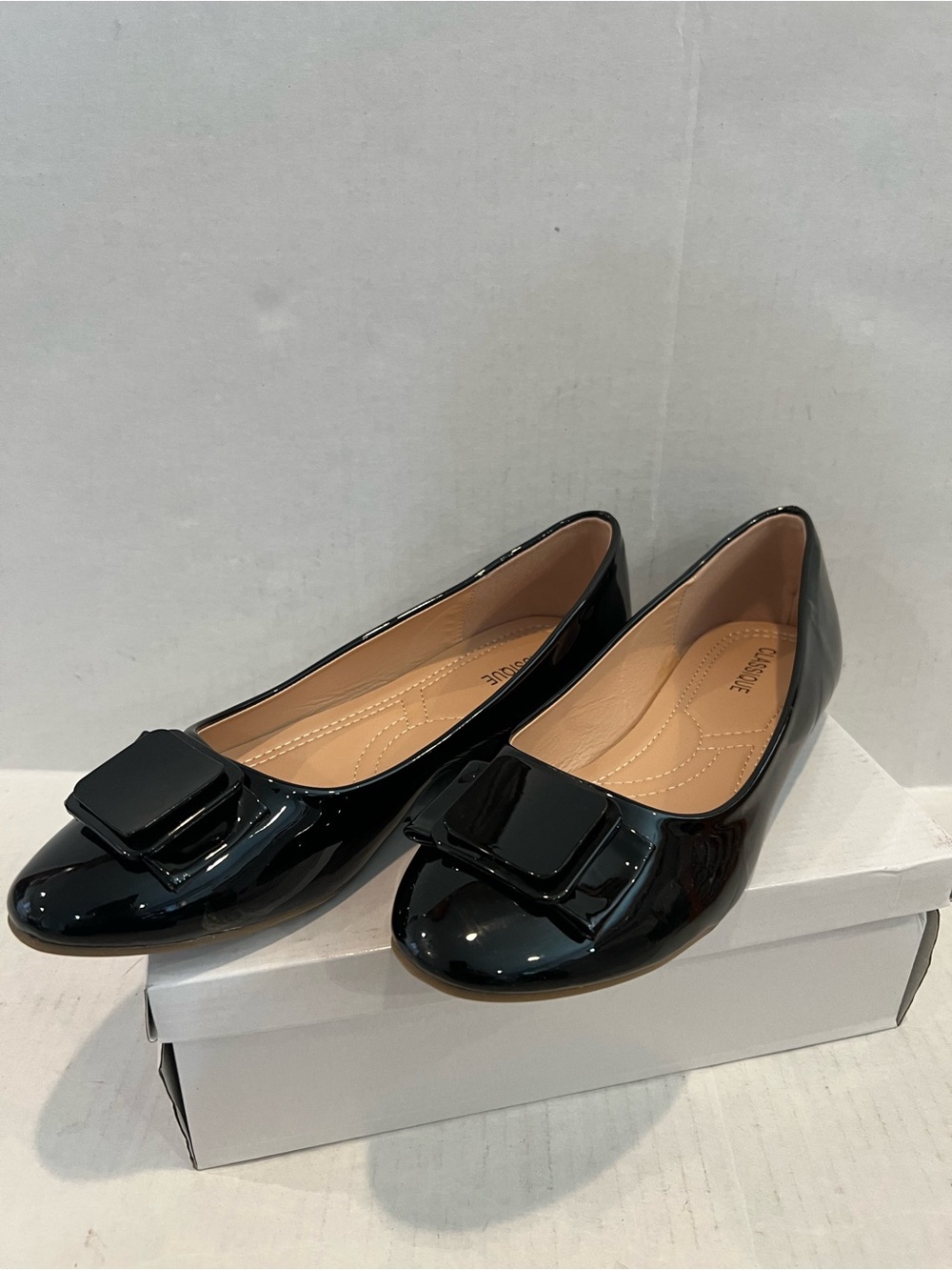Women Flat Bow Heel Shoes - Picture 11 of 12